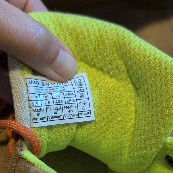 UGG Brown and White Sneakers with Orange Laces - Picture 3 of 7